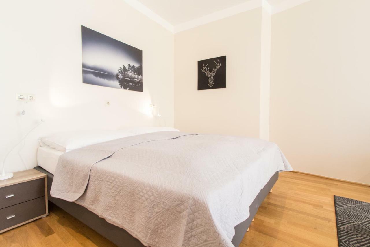 Apartment Kaiserstrasse Wenen Buitenkant foto